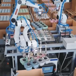 Kobotos csomagoló sor